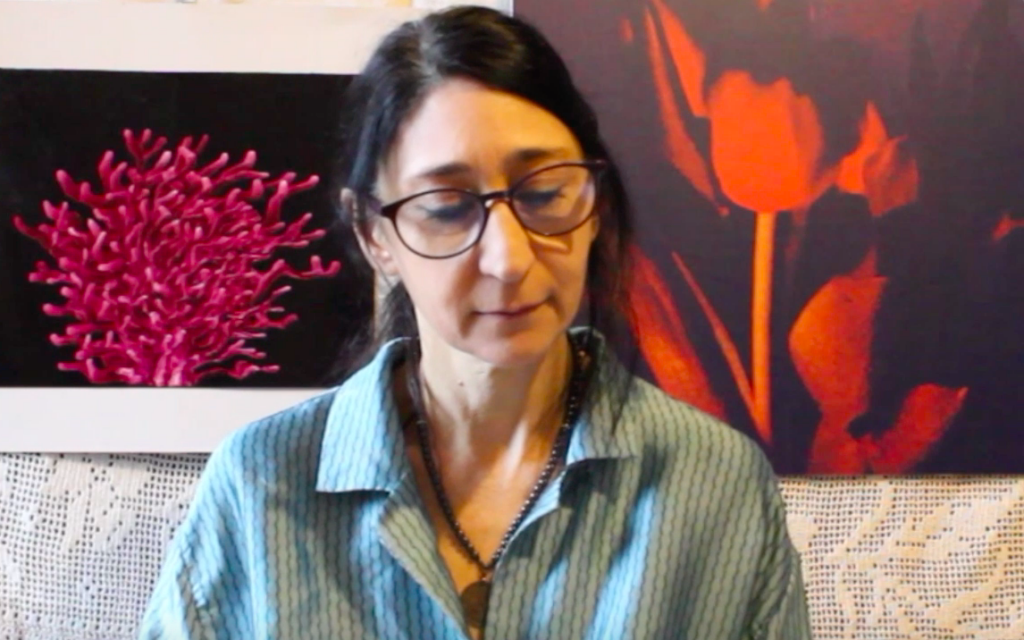 Micropoetiche #5 | Una poesia al giorno: da Attraversamenti di Roberta Melasecca