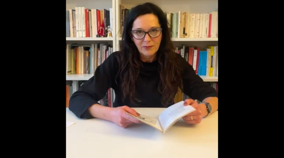 Micropoetiche #8 | Una poesia al giorno: Angela Giassi legge Salvatore Violante